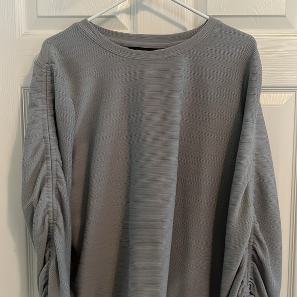 Simply Vera Verawang Top - Picture 2 of 11